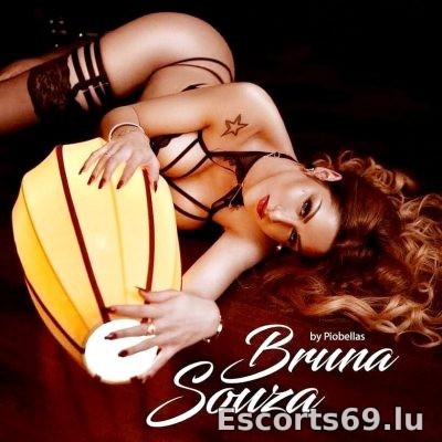 ⭐⭐ATHUS⭐⭐ BRUNA TRÈS CANON!🌶
