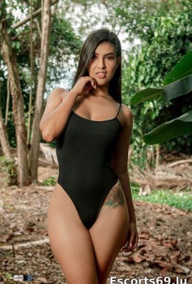 Laura, Delicate and fiery maiden in your city💦Doncella delicada y ardiente en tu ciudad🔥
