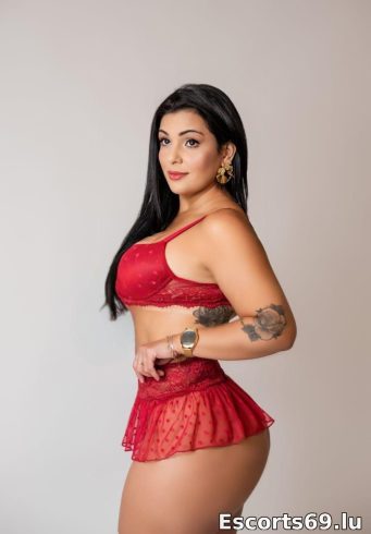 Rafaela J’aime donner et recevoir du plaisir