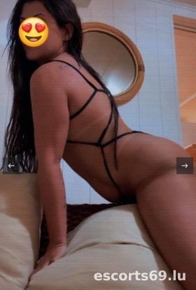 Lara hot 🇧🇷