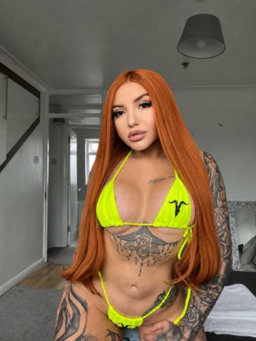 LARISSA BRAZILIAN SEXY LAST DAY