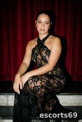 Andrea Latina ❤️🔥🔥🔥100 % naturelle, douce et délicate. Je vous accueille dans une ambiance chaleureuse et relaxante pour un moment de détente et de bien-être. Disponible pour votre pla