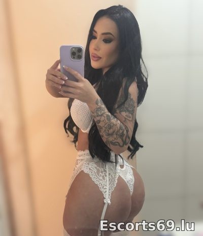 AMANDA 🇧🇷 🔥 Eich Limpertsberg